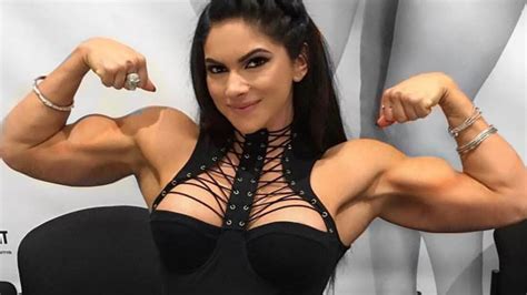 Hottest Torn Muscles Girl ASPEN RAE Workout For ARMS And A