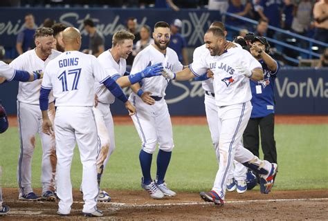Blue Jays Enjoy Walk Off Win With Home Runs On Back To Back Pitches