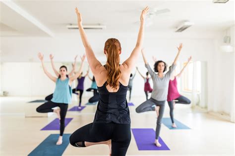 Beneficios De Las Clases De Yoga Y Cómo Elegirlas Correctamente