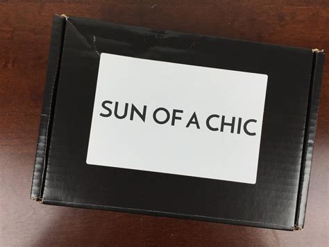 Sun of a Chic Sunglasses Subscription Box Review + Half Off Coupon Code 