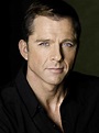 Maxwell Caulfield Chicago played Billy Flynn at the Cambridge Theatre ...