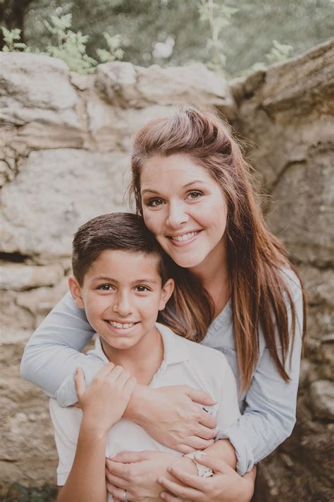 Recklessly Poses Mother And Son Photo Ideas