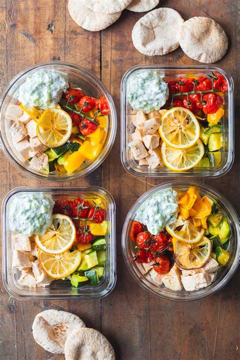 Quick & easy dinner ideas for tonight that your whole family will love. Greek Chicken Meal Prep Bowls - Green Healthy Cooking