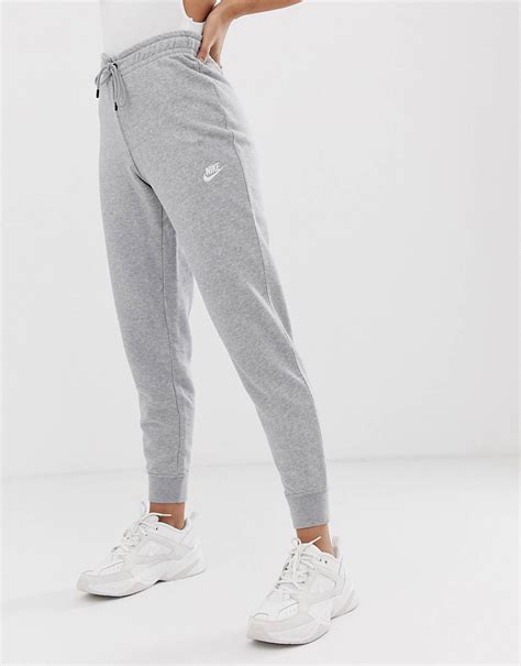 Pin By Alyssaparadis On Wishlist Cute Sweatpants Outfit Joggers