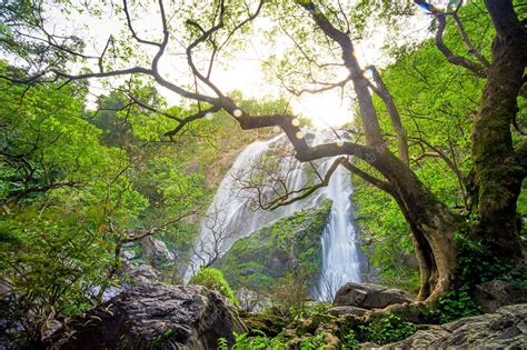 Premium Photo Khlong Lan Waterfall In National Park Kamphaeng Phet