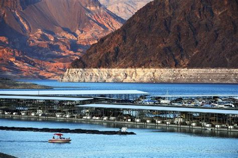 7 Dry States Warily Watch As Lake Mead Shrinks