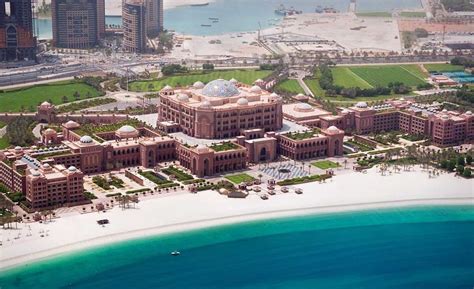 A Very Rare And Stunning View Of The Great Emirates Palace Abu Dhabi Abu Dhabi Top 10 Hotels