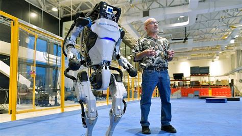 Lincroyable robot Atlas montre quil est presque prêt à travailler