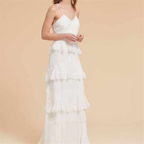 Beach Wedding Dresses Perfect For A Seaside Ceremony
