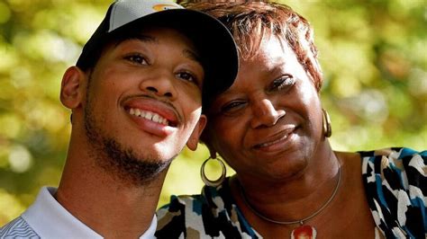 Rae Carruth Reaches Out To His Son 20 Years After Shooting Charlotte Observer