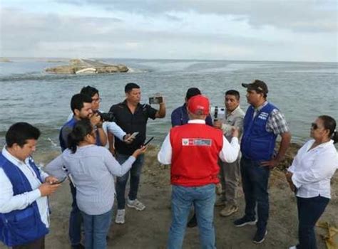 Piura Inspeccionan Vía Alterna Hacia Bayóvar Afectada Por El Desborde De Laguna La Niña