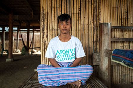 Gambar Komunitas Towani Tolotang Penganut Agama Hindu Foto Diambil