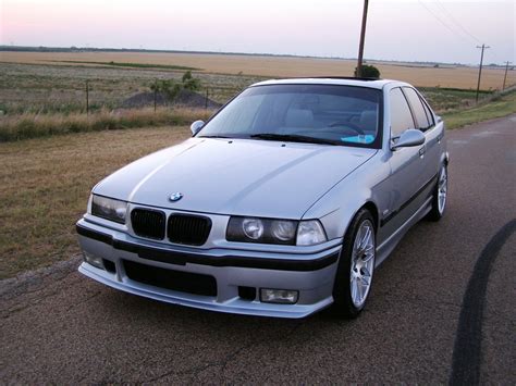 Bmw e36 3 series sedan 328i performance. BMW 3 series 320i 1997 | Auto images and Specification