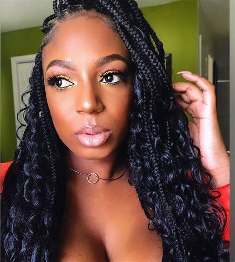 If you are thinking of making a long hairstyle with the braids, you have this great option to make one with the box braids. Pin by Jasmin on Boho Box Braids | Box braids hairstyles ...