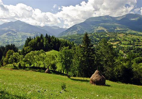 Parcul Național Munții Rodnei Peisaje De Vis Lataifas