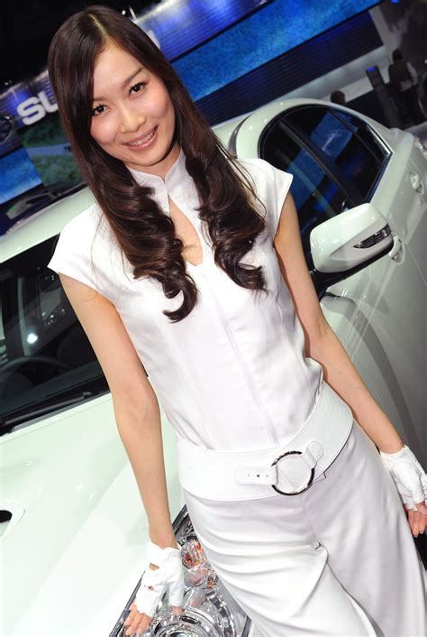 Booth Babes From The Tokyo Motor Show Speedlux