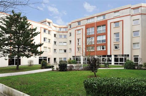 Cergy saint christophe rer train station 690 m. Les Estudines Saint-Christophe - Logement étudiant Cergy ...