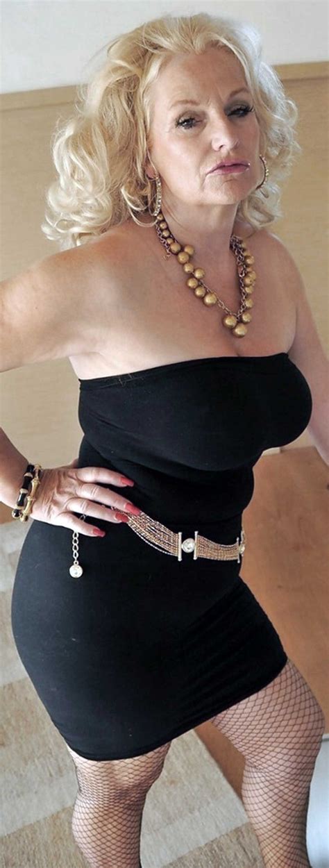 Beautiful Women Over 50 Beautiful Old Woman Mature Fashion Curvy