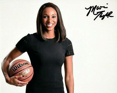 Maria taylor is in her seventh season as an analyst, host and reporter for espn. MARIA TAYLOR ESPN Basketball Analyst SIGNED 8X10 Photo | eBay