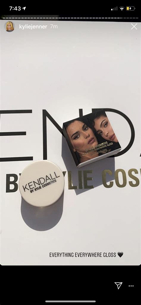 Pin By Claire Bowen On Jennerskardashians Kylie Cosmetics Kylie