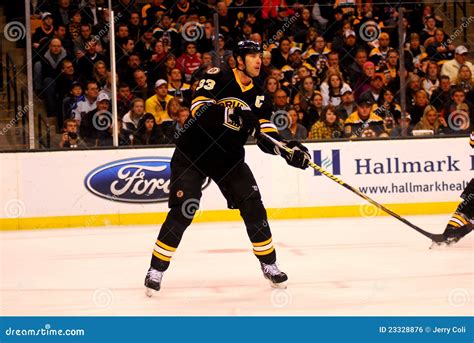 Zdeno Chara Boston Bruins Editorial Photo Image Of Warrior 23328876