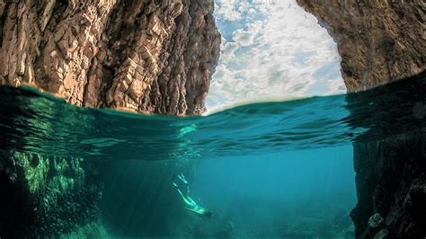 Hd Wallpaper Photography Ocean Cave Rock Scuba Diver