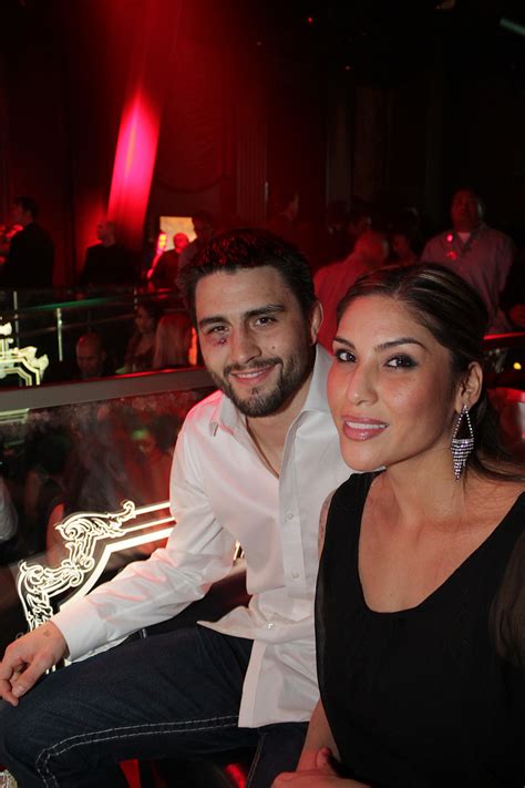 Who among us hasn't spent a night in las vegas and suddenly end up married to nick diaz? Carlos Condit and his wife celebrate UFC 143 win over Nick ...
