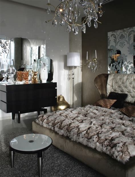 Maybe you would like to learn more about one of these? Futuristic and Luxurious Silver Gold Bedroom Ideas