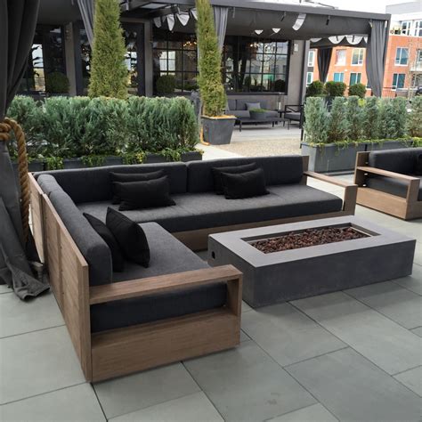 25 Outstanding Fire Pit Seating Ideas In Your Backyard Wood Patio