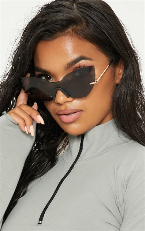 Black Frameless Cat Eye Sunglasses Prettylittlething Aus