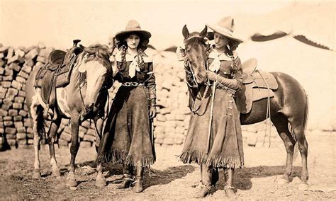 The Evolution Of Womens Western Riding Clothes Cowgirl Magazine Western Riding Western