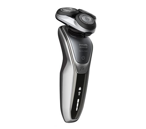 Philips Norelco 5000 Series Electric Shaver And Accessories Kit