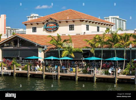 Fort Lauderdale, Florida, USA. Bokamper's, a popular waterfront