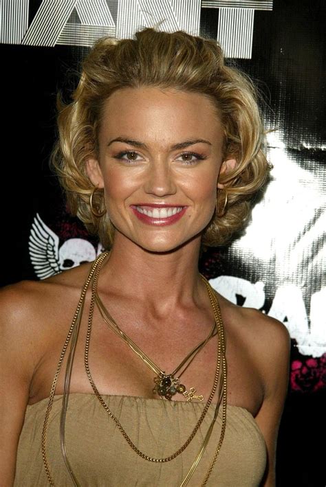 picture of kelly carlson