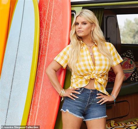 © 2021 penske media corporation. Jessica Simpson dons Daisy Dukes... after shedding 100lbs ...