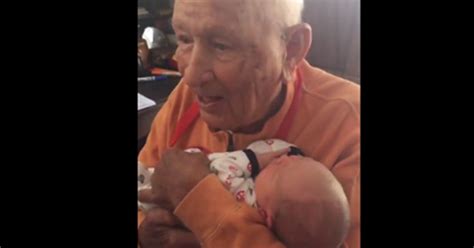 105 Year Old Man Meets His 5 Day Old Great Grandson The Video Is