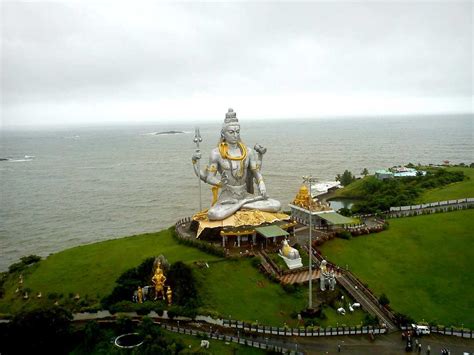 Murudeshwar Shiva Temple Most Visited Temples In Coastal Karnataka