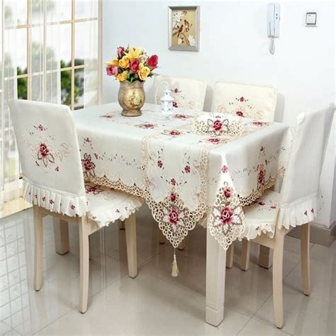 Delicate Rectangle Embroidery Flower Lace Pattern Dining