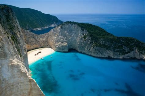 17 Holidaymakers On Zante Seriously Ill From Being Served