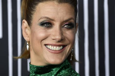 Kate Walsh At The Umbrella Academy Premiere In Hollywood Top Ranker