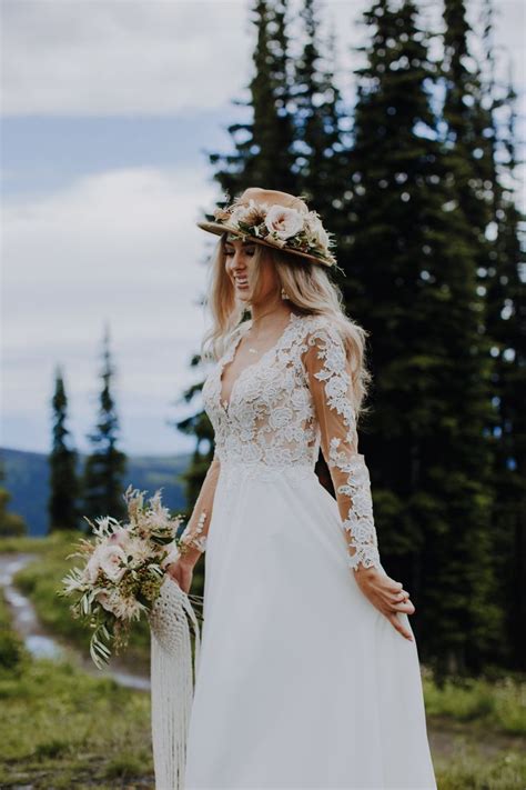 Bohemian Mountain Top Wedding British Columbia Styled Shoot