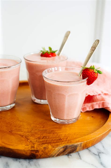 Simple Strawberry Smoothie Daily Recipe Share