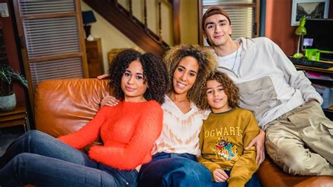 Familie Verwelkomt Nieuwe Personages Jamila Brahim En Ilja Showbizzsite