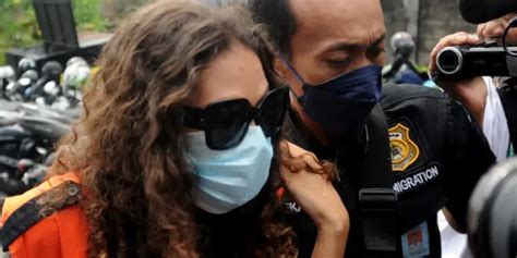 Us Woman Convicted In Bali Suitcase Murder Released From Prison Raw