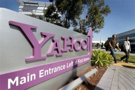 Yahoo Files Patent Lawsuit Against Facebook