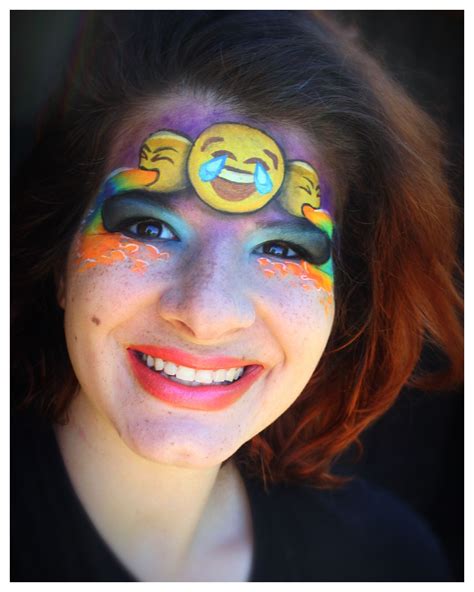Emoji Face Painting Lea Holman Sunflower Artistry Pinturas Faciais Ideias Criativas De