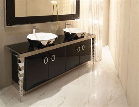 We all aware of the fact that whether you want to feel fresh or dissolve the stress, a nice bath will help you to feel relaxed. Visionnaire Portorose Luxury Italian Vanity in Stainless Steel