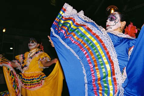 Mexicana Dancer Mid Performance Discoverywall Nz