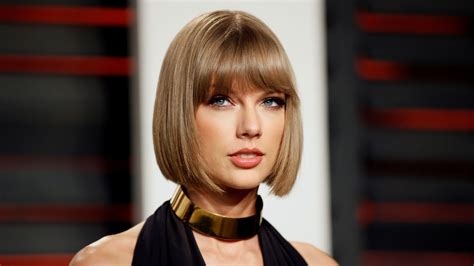 Taylor Swift In Legal Row With Blogger Who Suggested She Encouraged