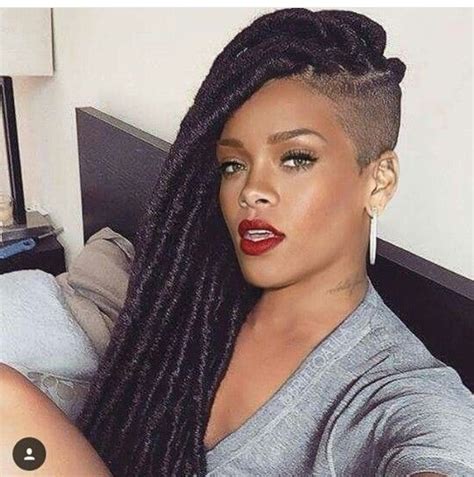 And the other thing that will make this pixie cut hairstyle look beautiful is the golden and honey blonde shades. Pin by Alexandria on Natural | Shaved side hairstyles ...